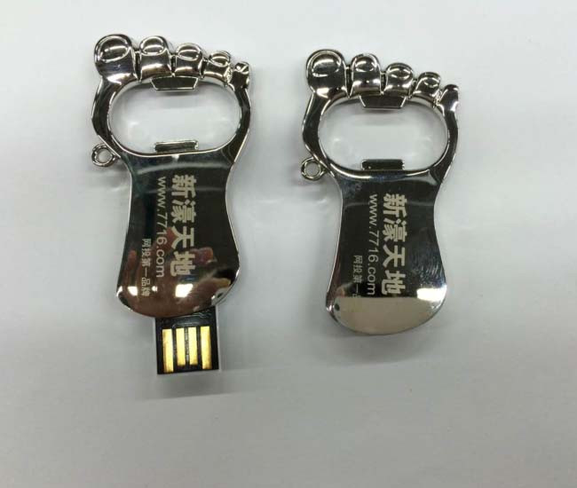 澳門新濠天地娛樂城定制金屬小腳丫U盤禮品  金屬小腳丫U盤制作工廠